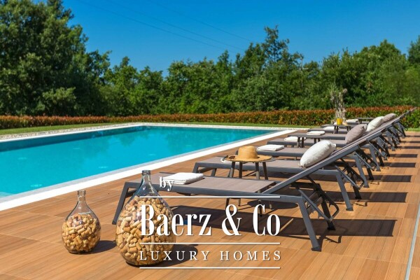 photo 30 Višnjan, a beautifully arranged villa surrounded by greenery, NKP 242 m2, on a large landscaped lot