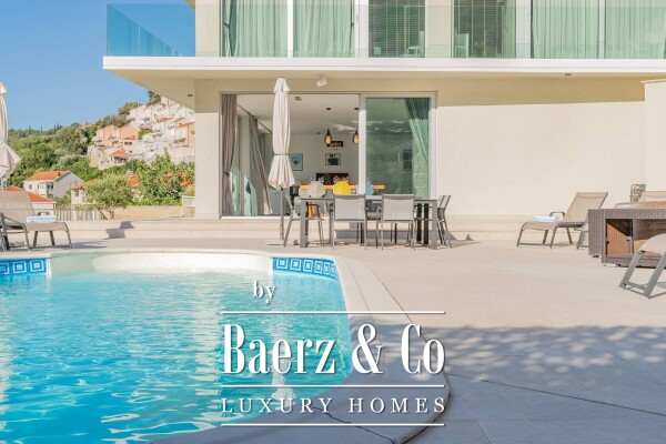 photo 16 Dubrovnik, Zaton - urban villa 415 m2 with pool and sea view