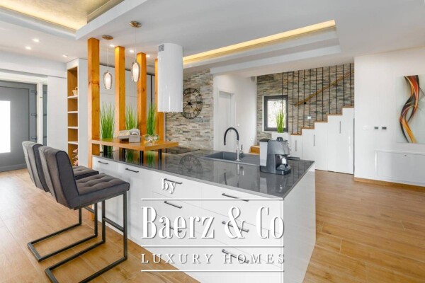 photo 16 Sveti Lovreč, a beautiful villa with a swimming pool on a landscaped garden of 1874m2