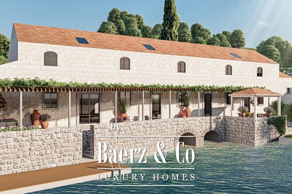 photo 4 Dubrovnik - surroundings, two stone buildings, first row to the sea