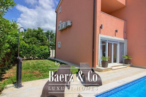 photo 31 Medulin, large detached house NKP 360 m2 with swimming pool