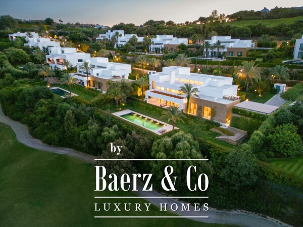 photo 2 Villa - Estepona West - Casares - Ref: 8334