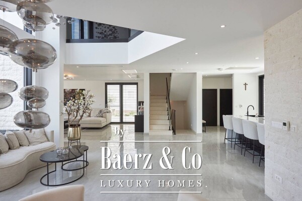 photo 1 Trogir, luxury villa with swimming pool