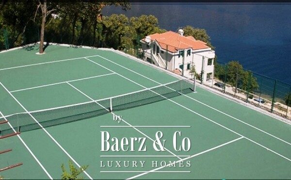 photo 18 Three Bedroom Apartment in Kotor with Seaview