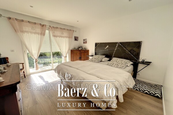 photo 12 Beautiful Recent Villa with Open Views, Tranquility, and Poo