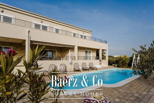 photo 2 Sukošan, Debeljak, beautiful villa with pool