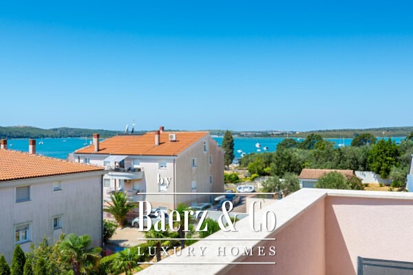 photo 1 Istria, Medulin, large detached house with 7 apartments 100 m from the sea