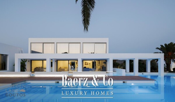 photo 9 Modern Villa