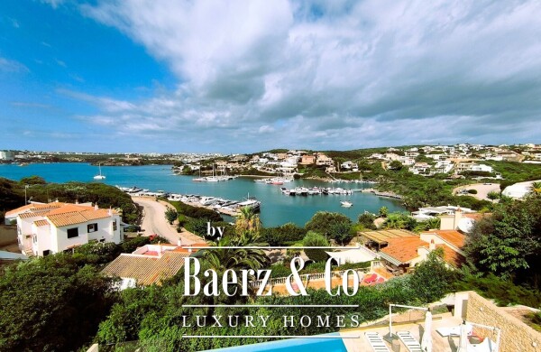 photo 2 EXQUISITE LUXURY VILLA WITH PANORAMIC VIEWS IN THE BAY OF MAHÓN, MENORCA