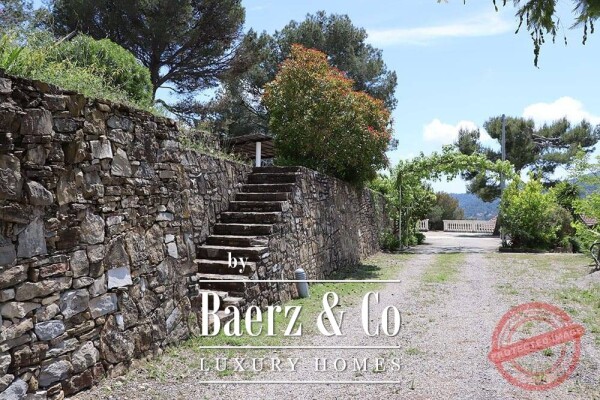 photo 59 Villa for sale 166 m²