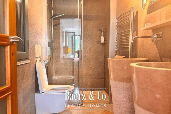 photo 101 Villa for sale 166 m²