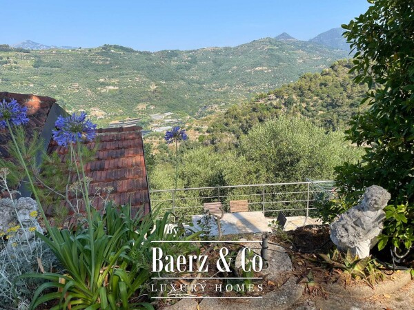 photo 125 Villa for sale 166 m²