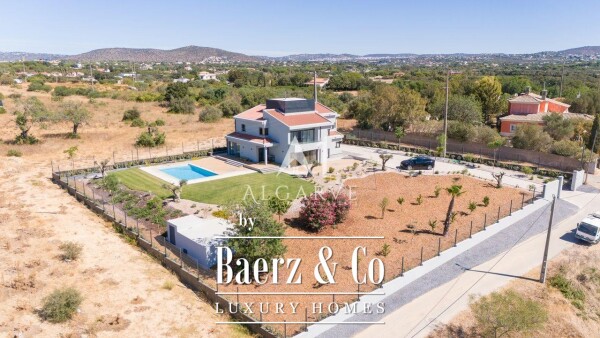 photo 1 DETACHED 5 BEDROOM  VILLA IN FONTE SANTA