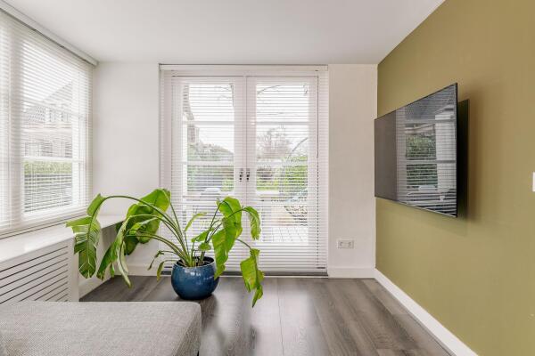 photo 14 Nieuw-Loosdrechtsedijk 60