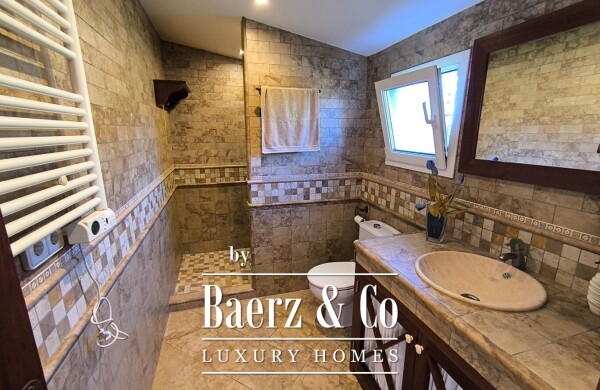 photo 18 MAGNIFICENT LUXURY VILLA, A TRUE HAVEN OF ELEGANCE AND COMFORT LOCATED IN THE COVETED SOUTHERN AREA OF CIUTADELLA DE MENORCA, JUST STEPS AWAY FROM THE SEA.