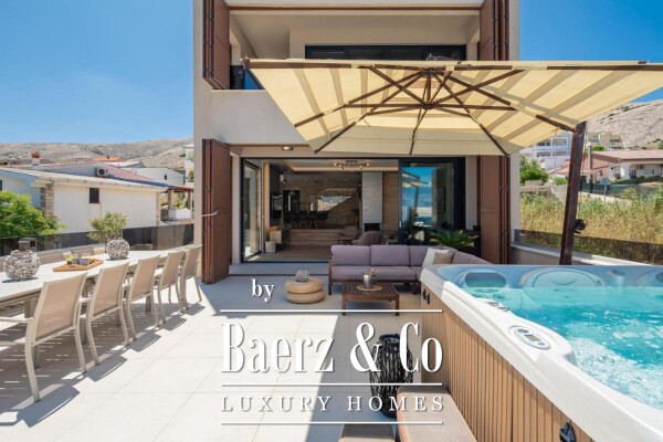 photo 9 Pag beautiful villa with sea view 350m2 200 meters from the sea