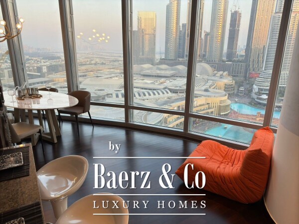 photo 3 Luxurious 2 Bedroom Burj Khalifa Apartment with Full Fountain View