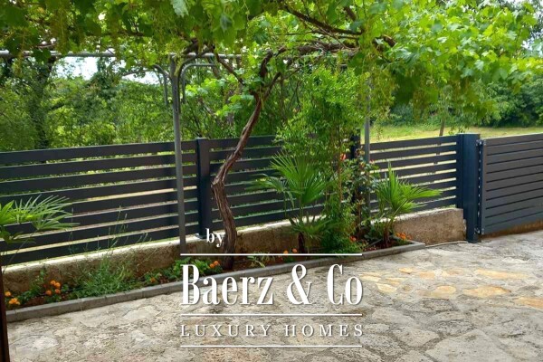 photo 32 Rovinj, Rovinjsko Selo, elegant, luxurious house 380 m2 with 4 residential units and a beauutifu...