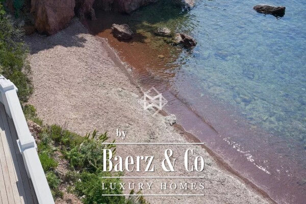 photo 5 Unique waterfront property