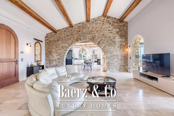 photo 6 Charming renovated Villa with sea View