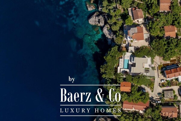 photo 1 Hvar, villa with swimming pool – first row to the sea