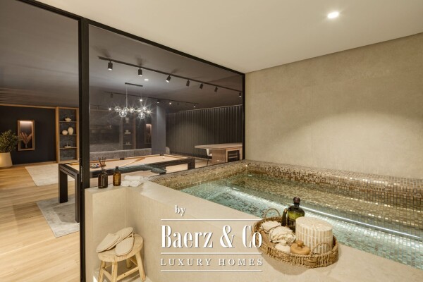 photo 100 Villa - Marbella East - Ref: 8619