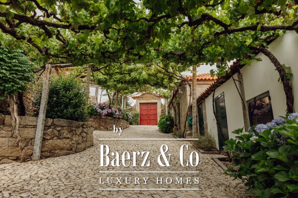 photo 7 Magnificent Manor House with winery