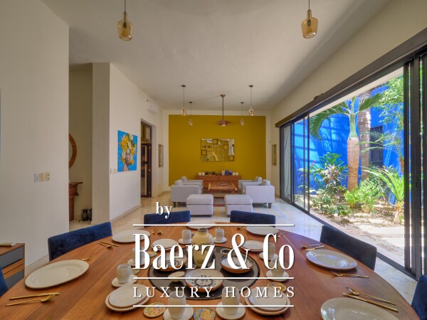 photo 7 Villa Rosa - Perfection in Santa Ana district, 3 bedroom + garage