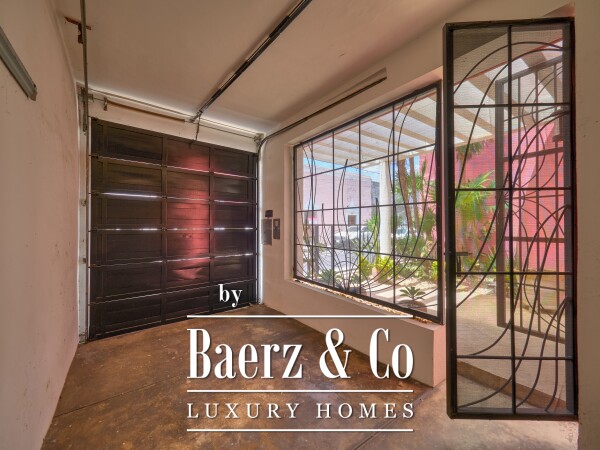 photo 15 Villa Rosa - Perfection in Santa Ana district, 3 bedroom + garage