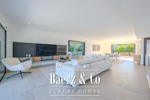 photo 9 Villa Gassin - Beach by feet and 5 min St Tropez