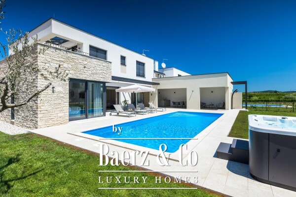 photo 7 Istria, Brtonigla, modern villa with swimming pool and jacuzzi