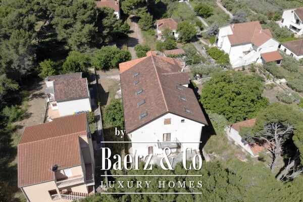 photo 29 Zlarin, spacious house with apartments under renovation, 1200 m²