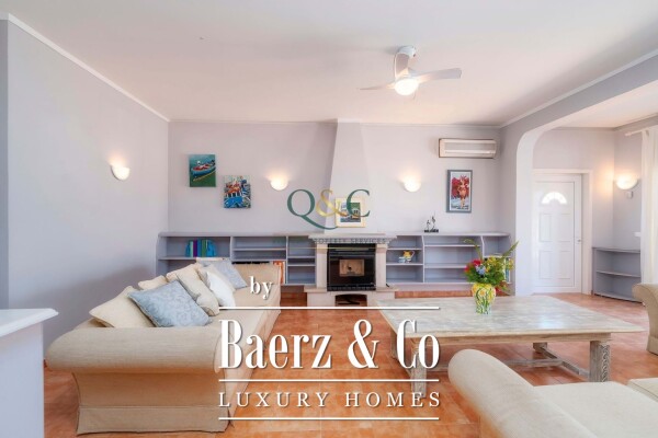 photo 3 Beautiful luxury home in Pechão