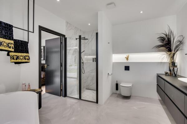 photo 28 Stationsweg 92