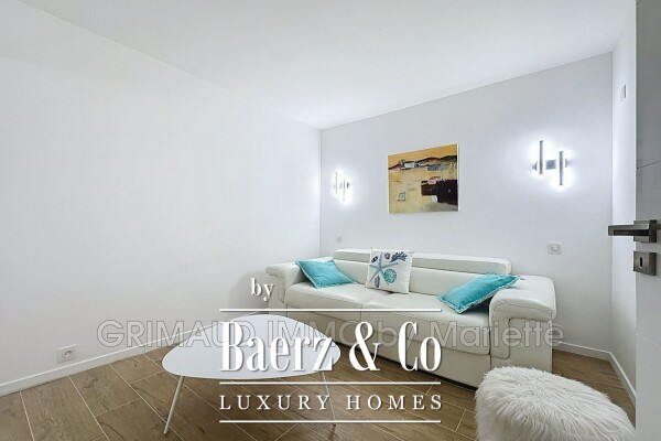 photo 12 5 minutes from Place des Lices – 4-room Apartment with Garde