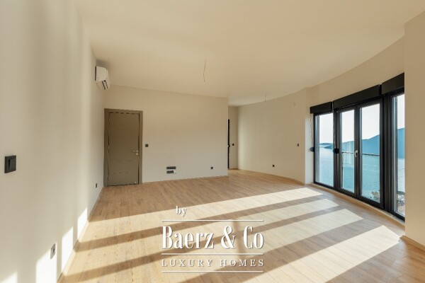 photo 12 Apartment in the Center of Herceg Novi with a Sea View