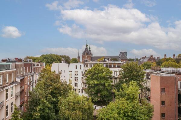 photo 47 Sarphatistraat 568