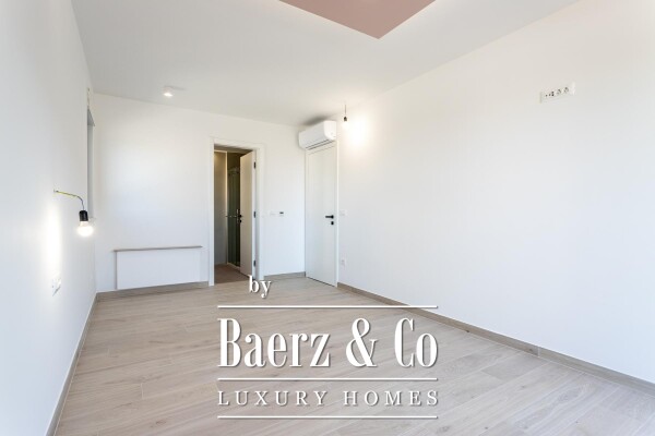 photo 11 Promajna, luxurious semi-detached house with a sea view, close to the center and the beach