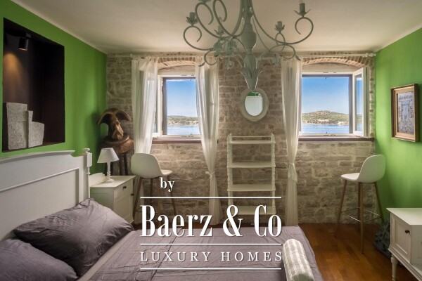 photo 31 Šibenik, old town - a historic palace from the 12th century