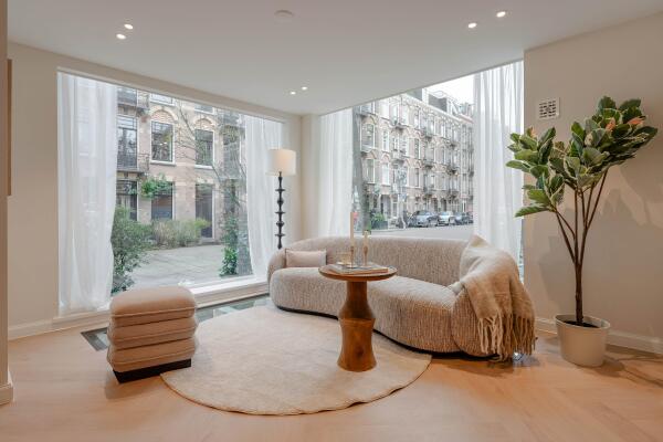 photo 2 Eerste Helmersstraat 34