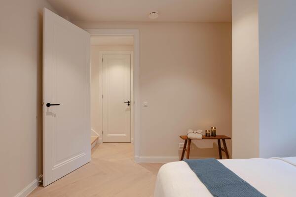 photo 35 Eerste Helmersstraat 34