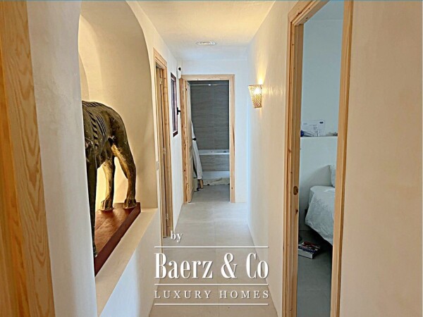 photo 10 Elegant Ibiza-Style Villa with Pool & Palm Trees / Price 930 000