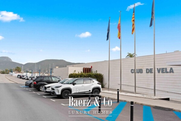 photo 15 Spacious and bright apartment opposite the Sailing Club de Vela