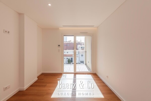 photo 21 Beautiful luxury home in Carcavelos e Parede, Parede