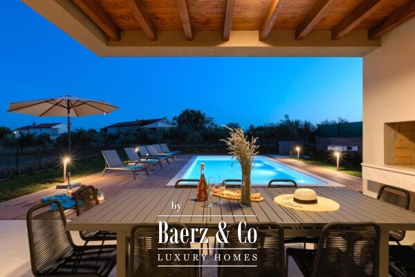 photo 29 Istria, Svetvinčenat, modern luxury villa with a heated swimming pool