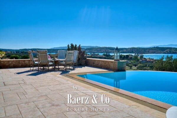 photo 12 Luxurious Villa in Ververonda, Porto Heli