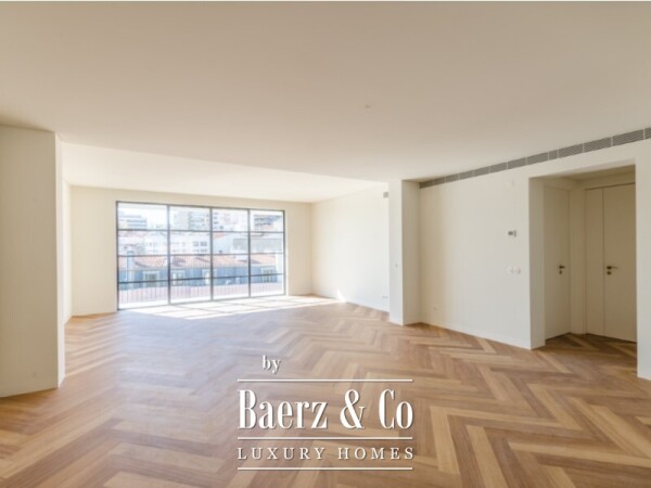 photo 8 Unique penthouse, with pool, view and garage in the heart of Príncipe Real