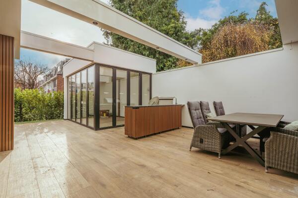 photo 31 Eikenrodelaan 1