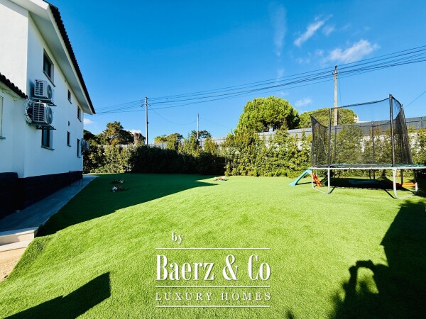 photo 2 4 bedroom house with heated swiming pool garden and garage in Sintra