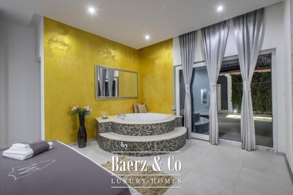 photo 28 Rogoznica, house with a swimming pool and a sea view, 352 m²